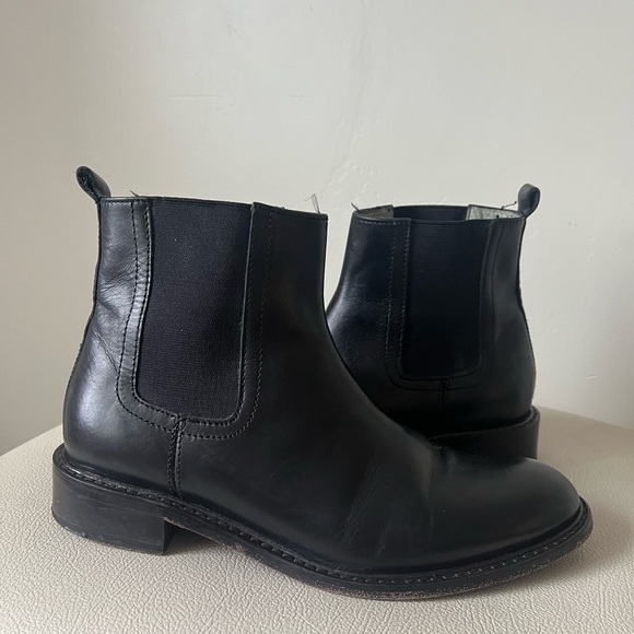 Johnston& Murphy Women’s Chelsea Black Leather Ankle Bootie’s Size 6.5 - Picture 5 of 13
